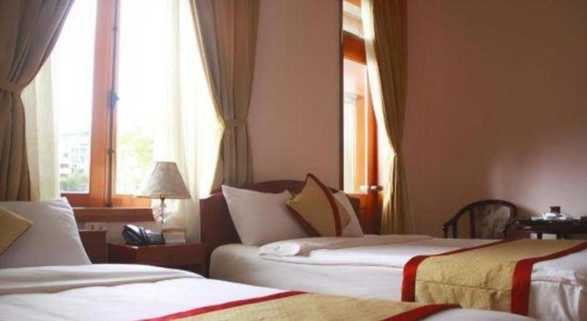 Gold Night Hotel Da Lat Exterior photo